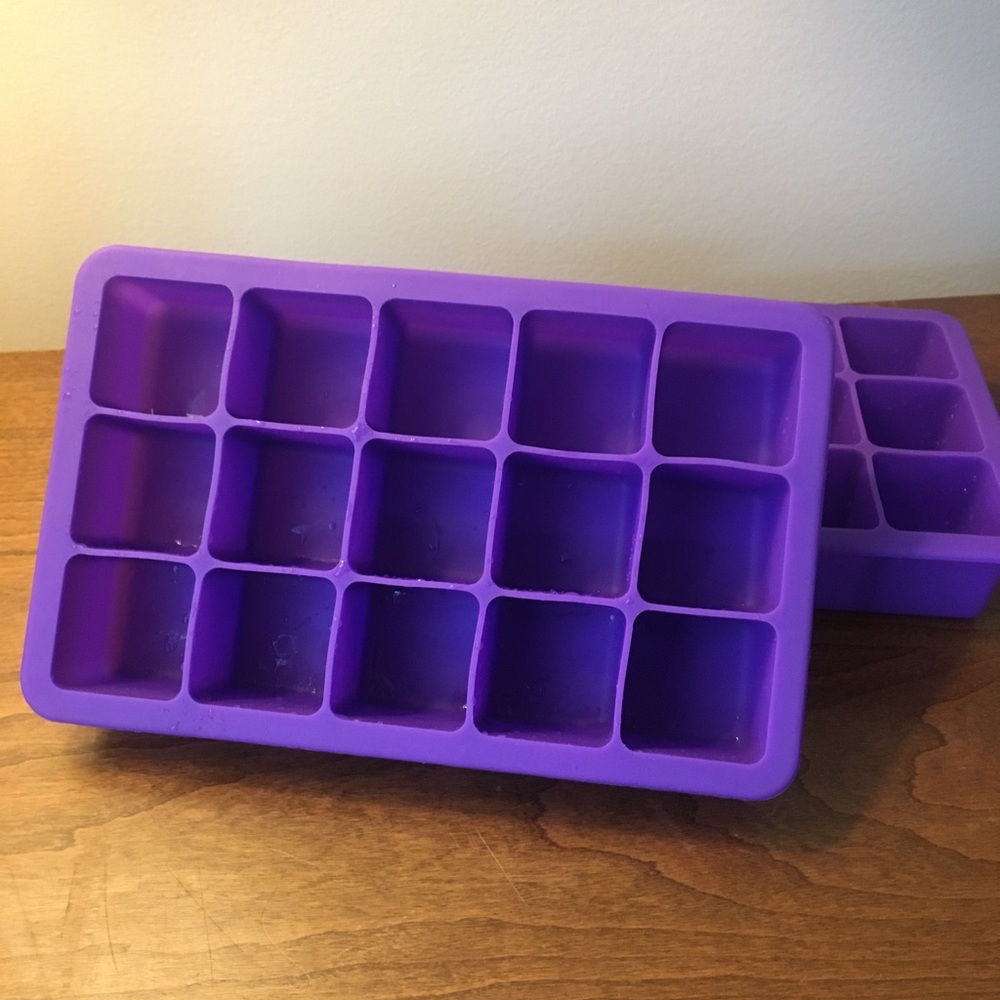 Ice cube trays